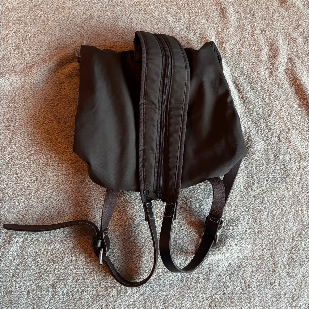 ROOTS Mini Backpack - Picture 4 of 6